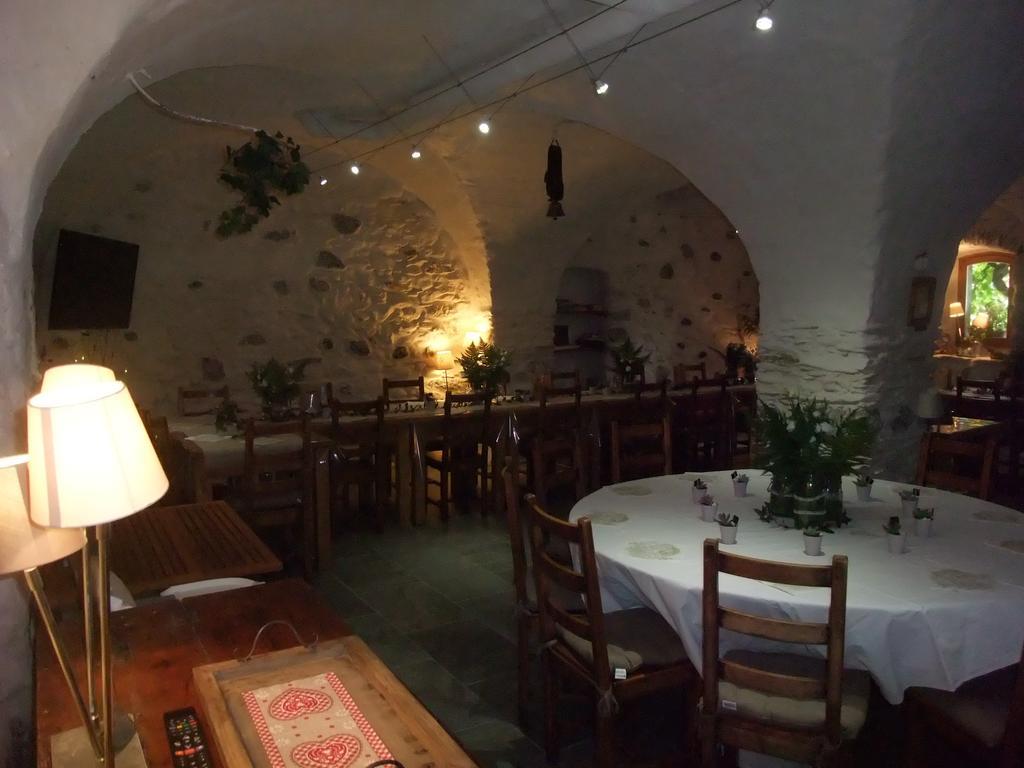 Le Domaine Du Grand Cellier Chambres D'Hotes En Savoie Tournon Bagian luar foto